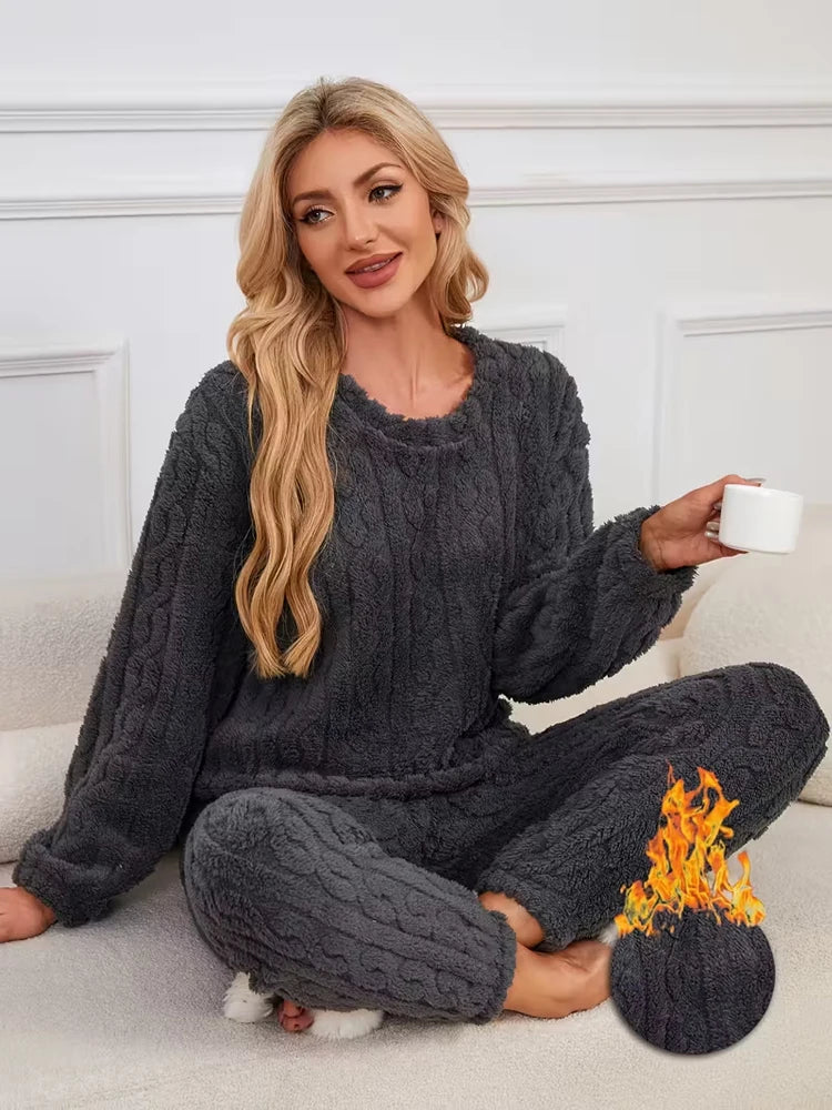 KAELAH Two-Piece Pajama Set with Fleece Lining, Thick Coral Velvet Home Wear