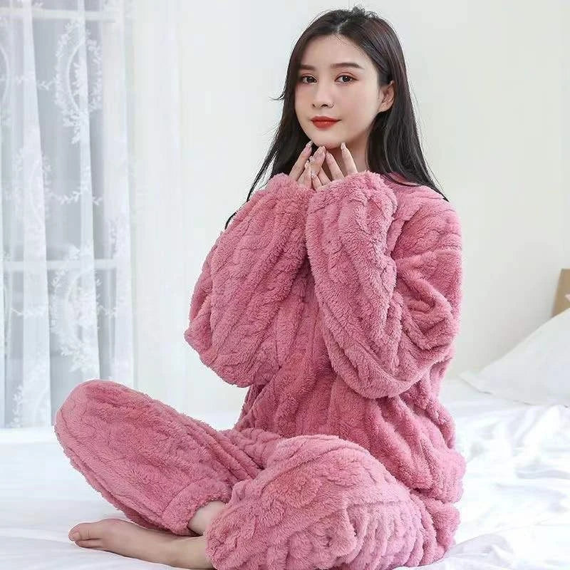 KAELAH Two-Piece Pajama Set with Fleece Lining, Thick Coral Velvet Home Wear